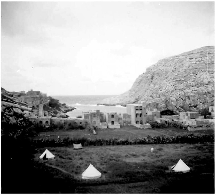 Early buildings at Xlendi bay
