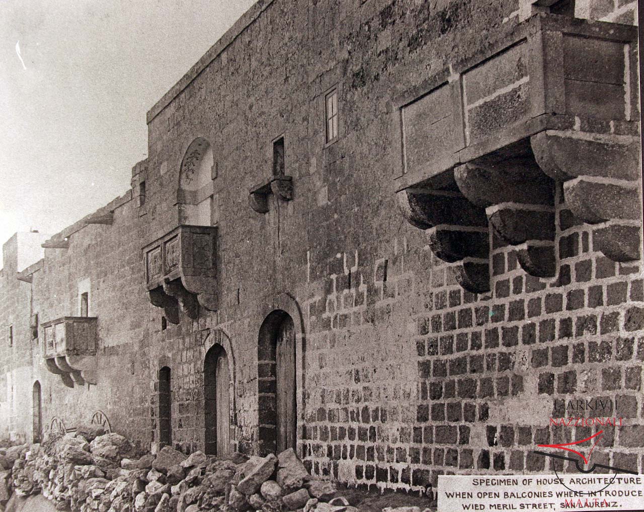 Early Maltese architecture with open balconies