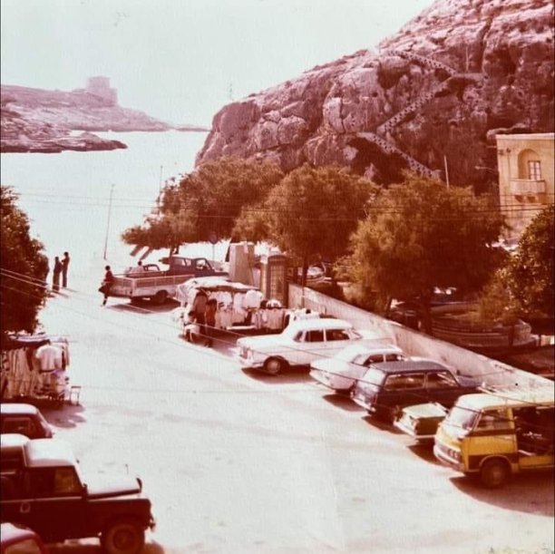 Xlendi’s promenade and cliffside view