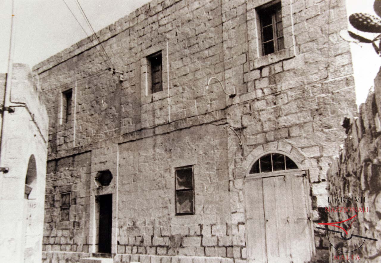 Traditional houses in Trux Street