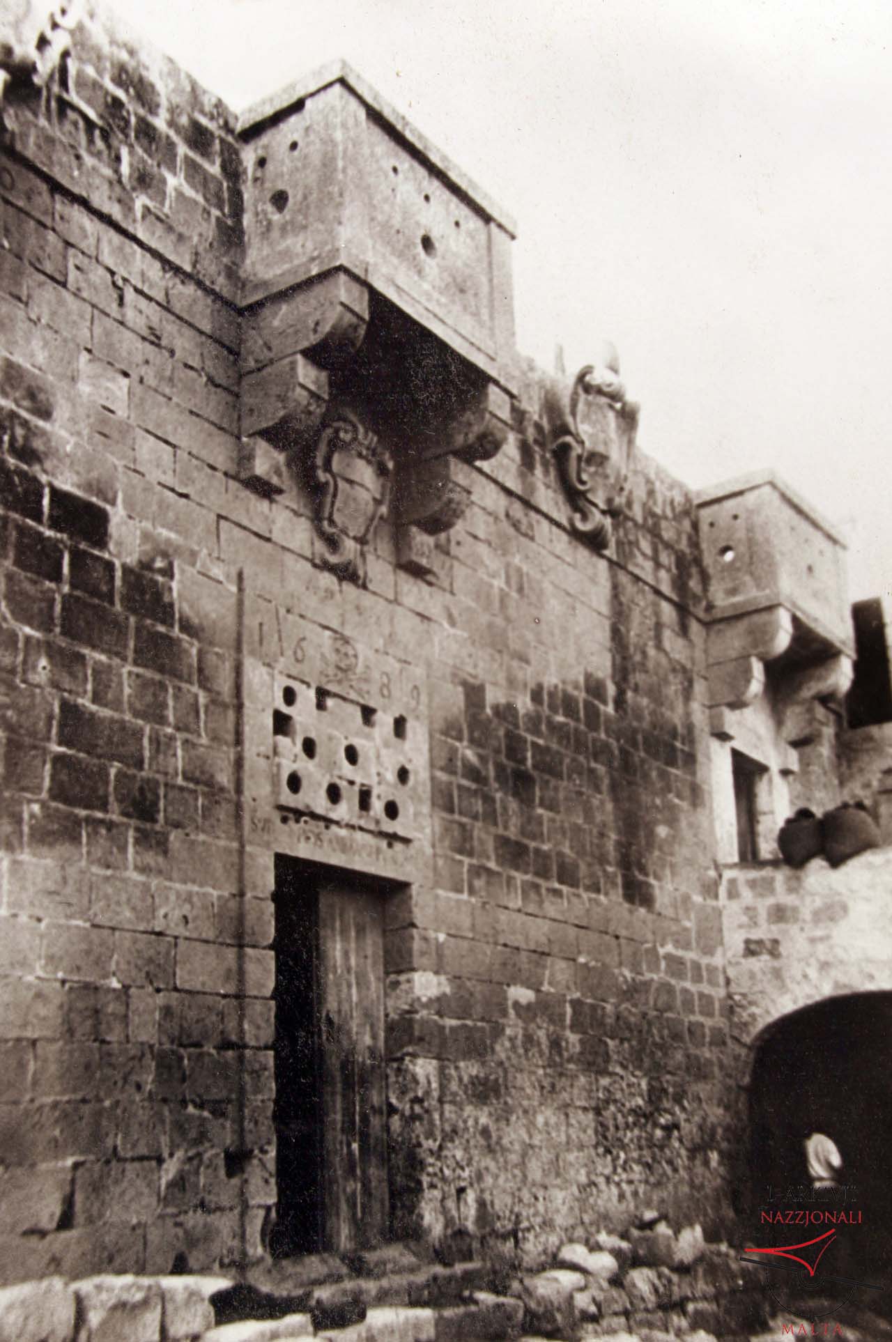 Gourgion Tower's south side from courtyard