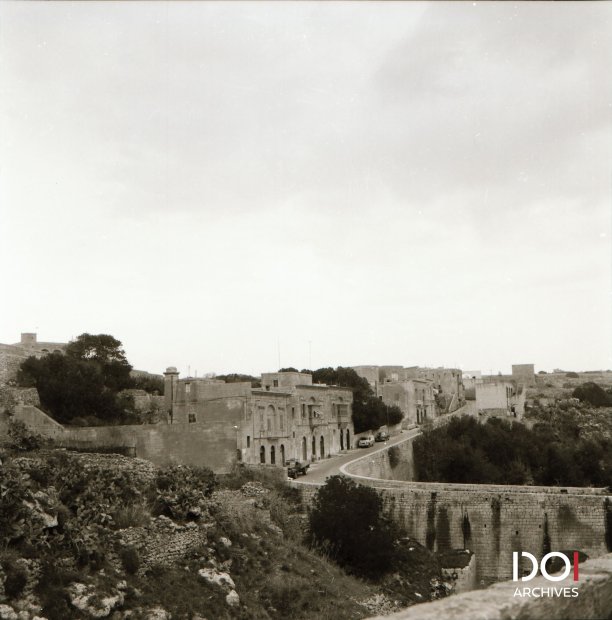 Road to Mġarr Harbour